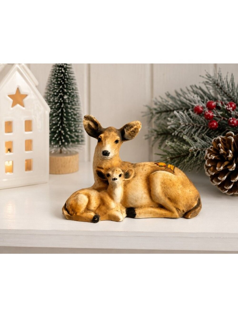 Vintage Canada Souvenir Doe Fawn Chalkware Figurine Pine Canyon 6" Deer